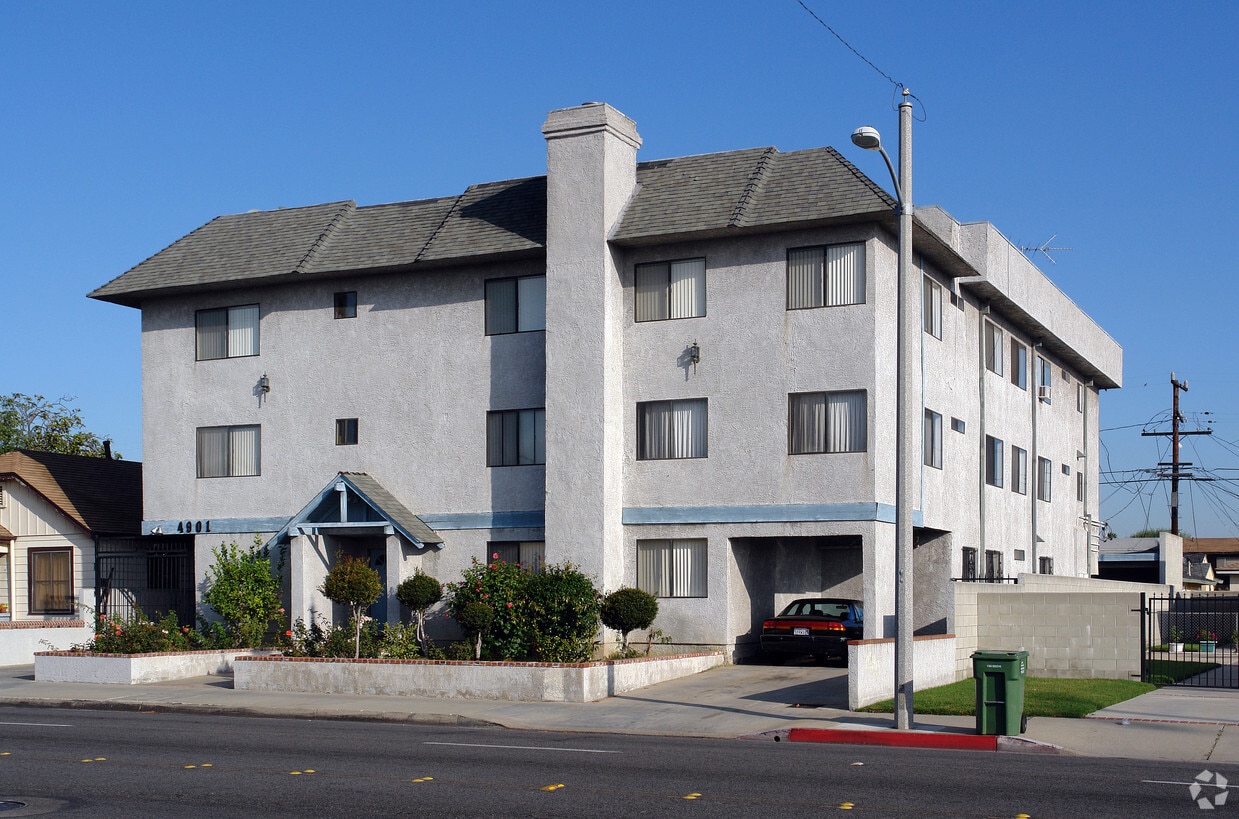 4901 W 120th St, Hawthorne, CA 90250 Apartments in Hawthorne, CA