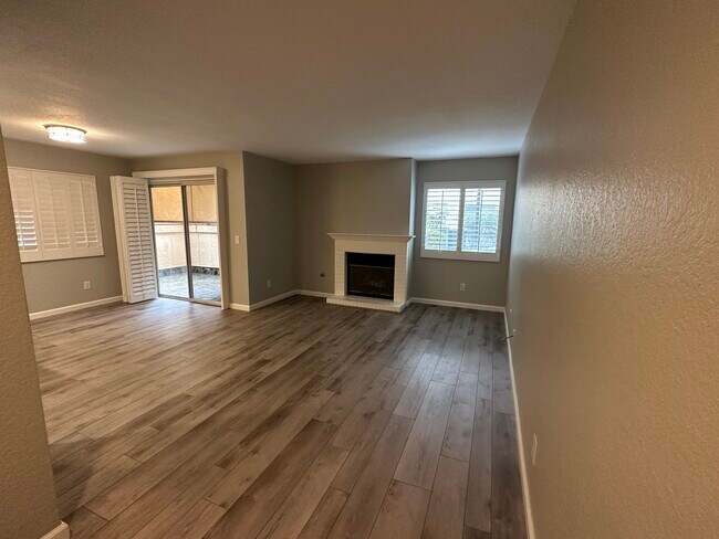 Building Photo - 11349 Avenida De Los Lobos
