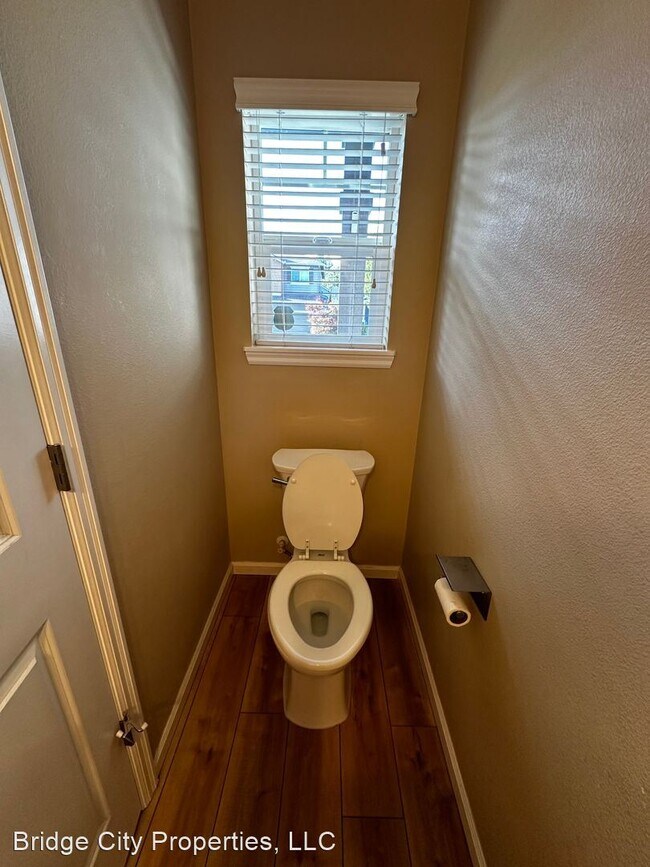 Foto del edificio - 3 br, 2.5 bath House - 15376 SE Shale Dr.