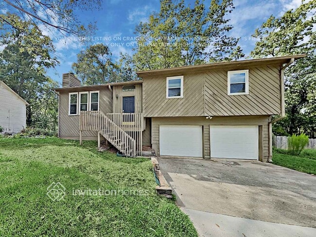 Building Photo - 5002 Maxanne Dr NW