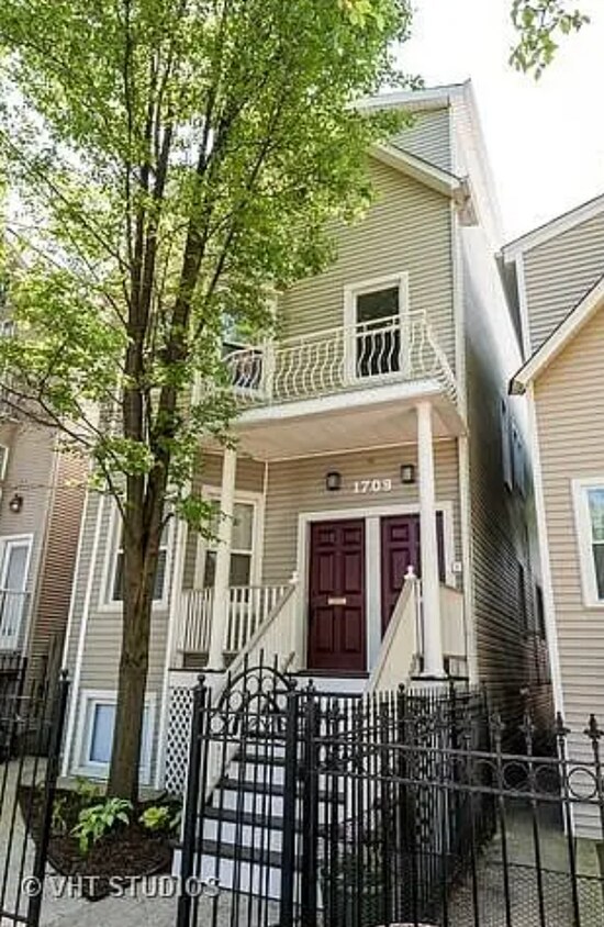 Foto principal - 1709 W Fletcher St