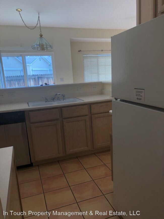 Building Photo - 3 br, 2.5 bath House - 232 Quari Street