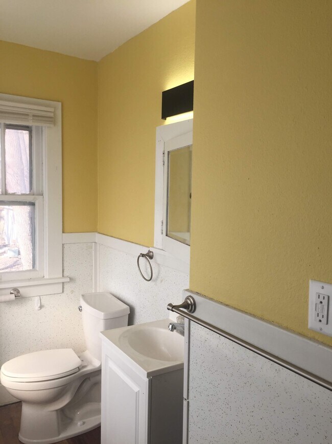 814 Rocksylvania Ave, Iowa Falls, IA 50126 House Rental in Iowa Falls