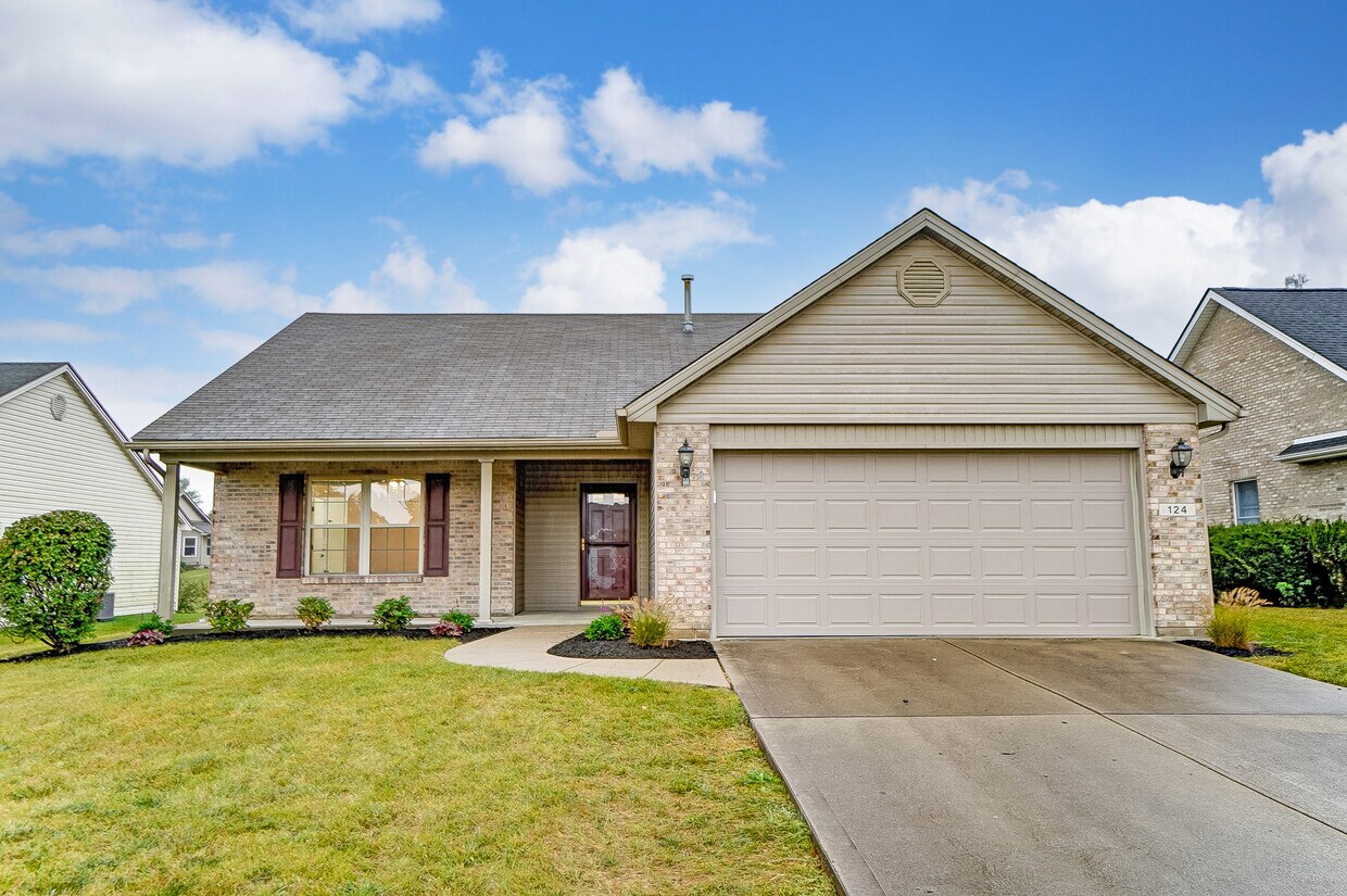 Primary Photo - 124 Zachery Dr