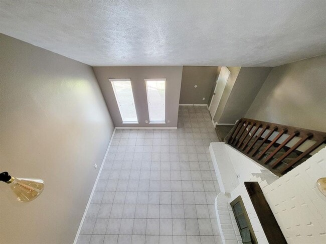 Foto del edificio - 12404 Riva Ridge Ln