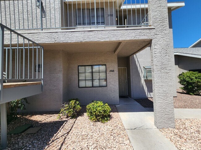 Foto del edificio - Lovely 2 Bed 2 Bath Downstairs Condo in Gr...