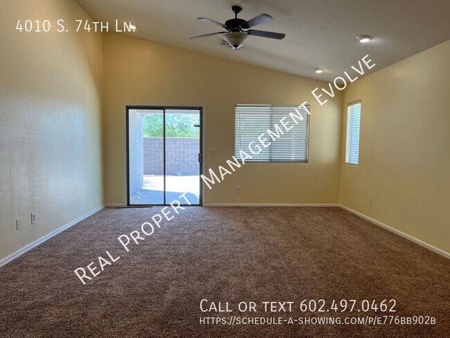 Foto del edificio - Large Lot with RV Gate