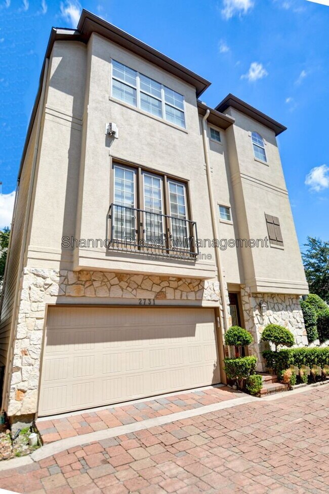 Foto del edificio - 2731 Sherwin St