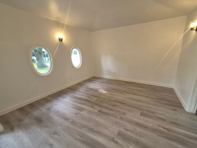Foto del edificio - 10603 Hillcroft Ave