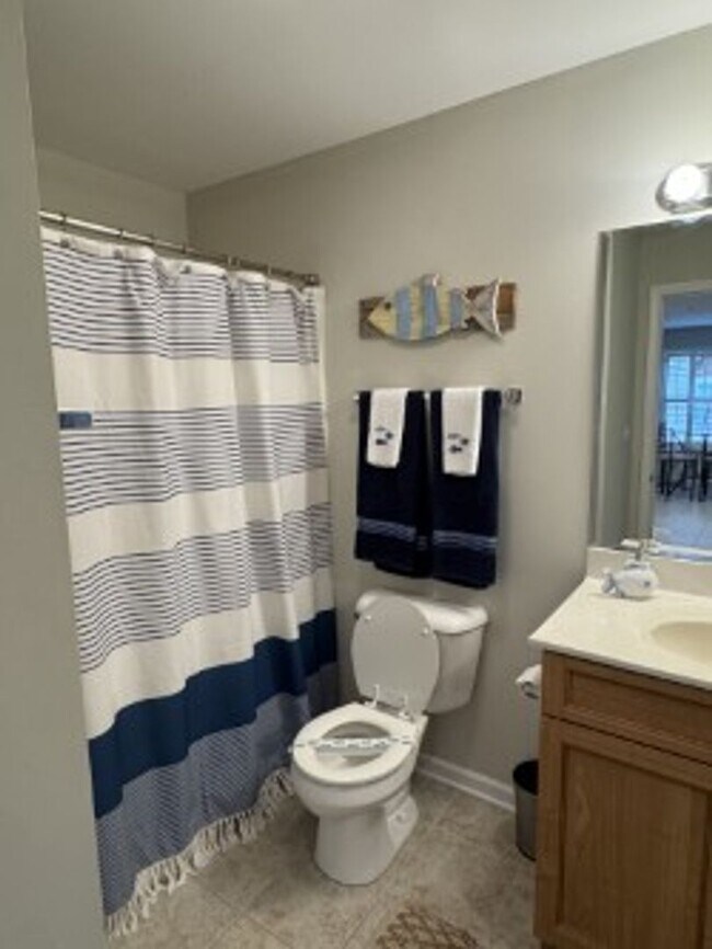 Foto del edificio - Fully Furnished 1BR Condo