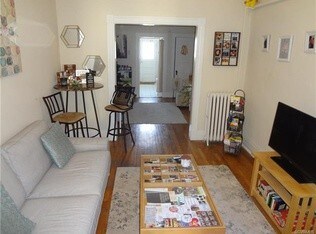 Foto del edificio - 3114 Hanover Ave