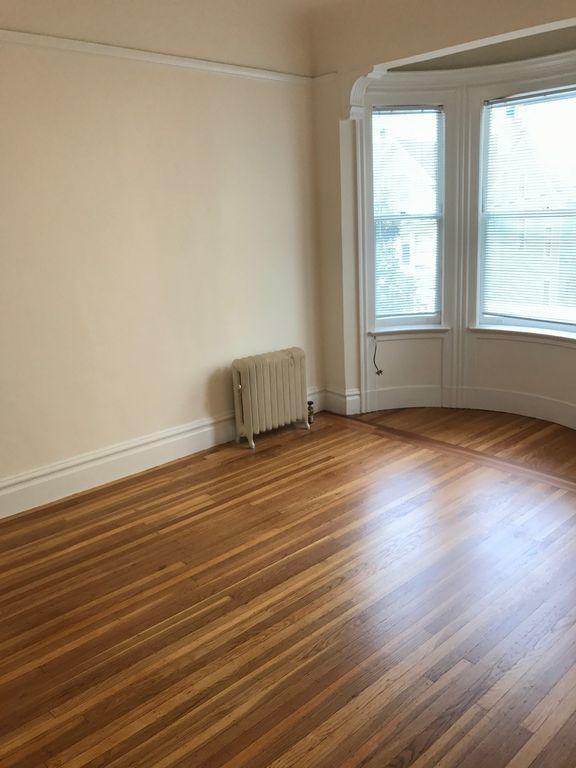Building Photo - 1 bedroom in San Francisco CA 94123