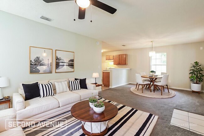 Building Photo - 1531 Brook Forest Dr