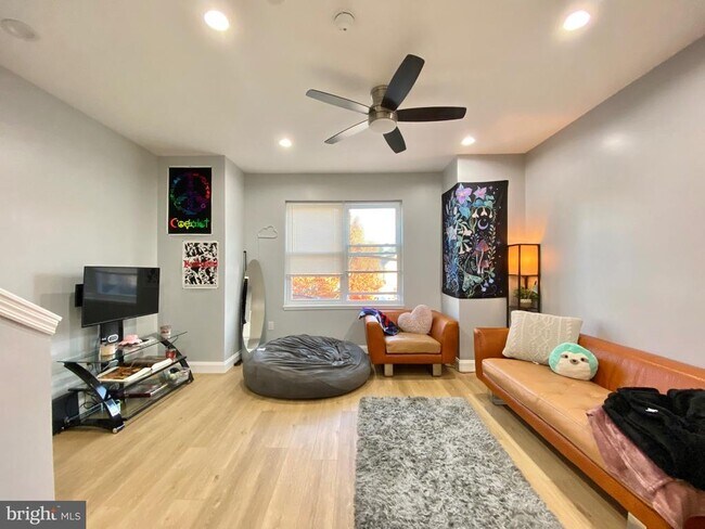 Foto del edificio - 1932 N 8th St