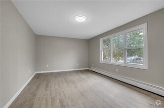Building Photo - 24 Faahs Dr