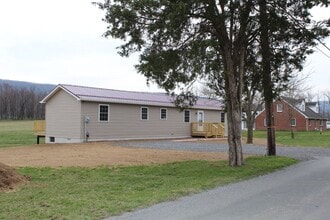 Building Photo - 11560 Punch Bowl Rd