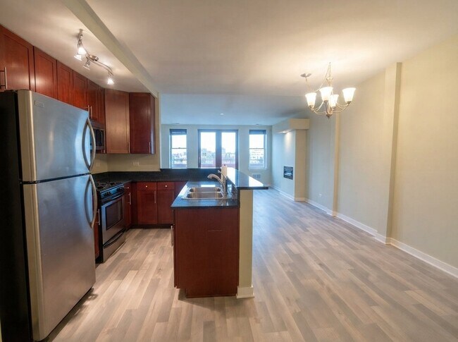 Foto del edificio - 3550 W Montrose Ave