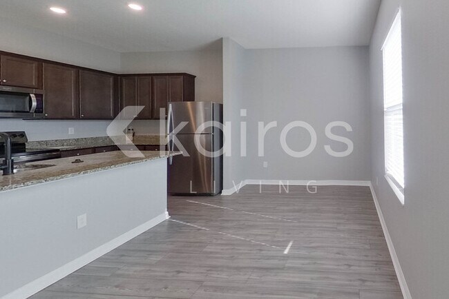 Foto del edificio - 30098 Fedora Cir