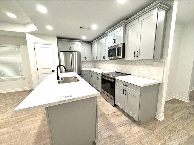Foto del edificio - 530 S 28th St