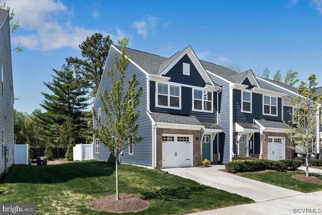 Foto del edificio - 11321 Winding Brook Terrace Dr