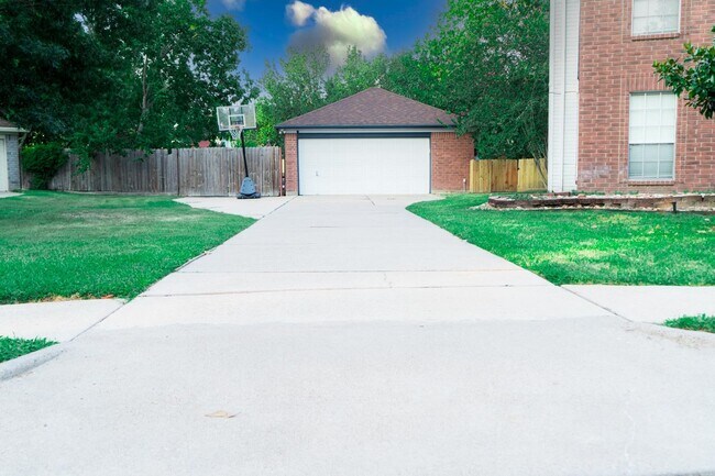 Foto del edificio - 7818 Clover Knoll Ct