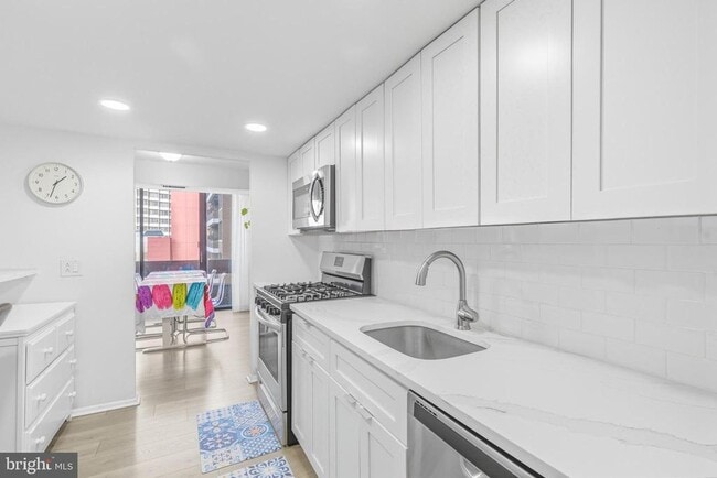 Foto del edificio - 1326 Spruce St