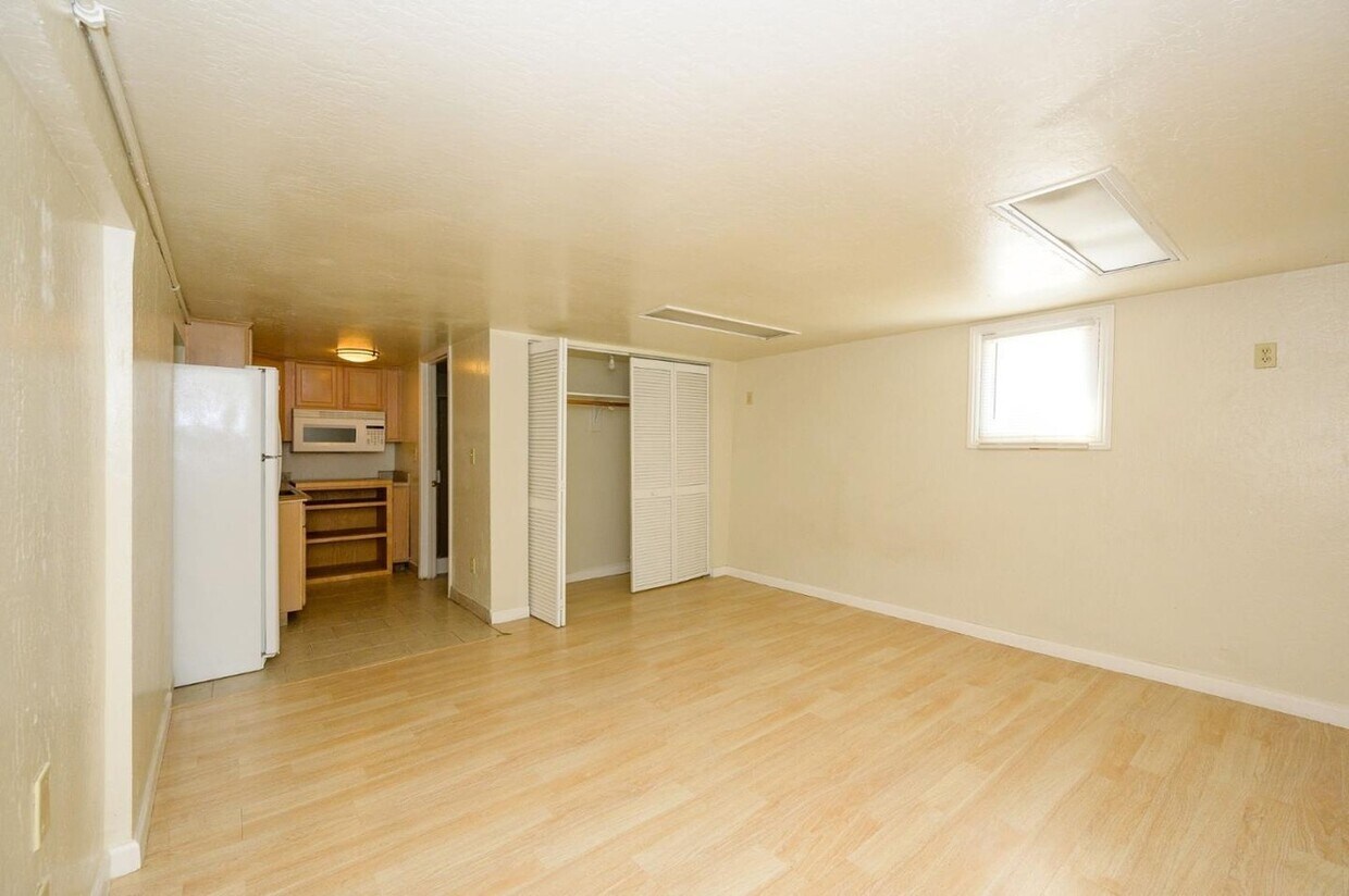 1087 S 8th St Unit 1, San Jose, CA 95112 Apartments in San Jose, CA