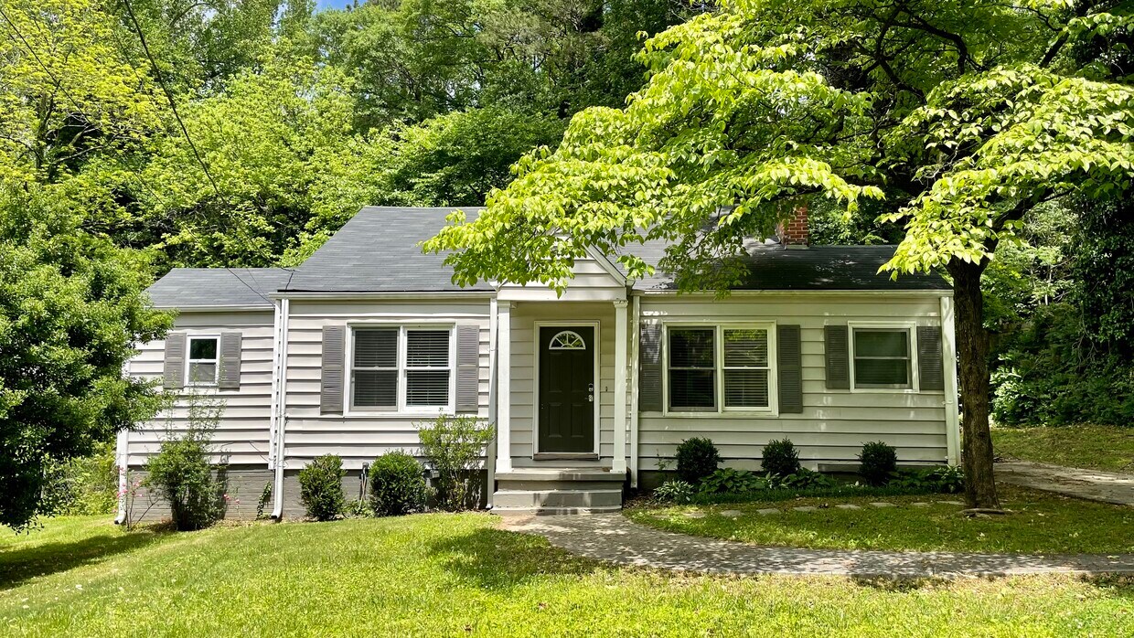 Primary Photo - 1559 Orlando St SW