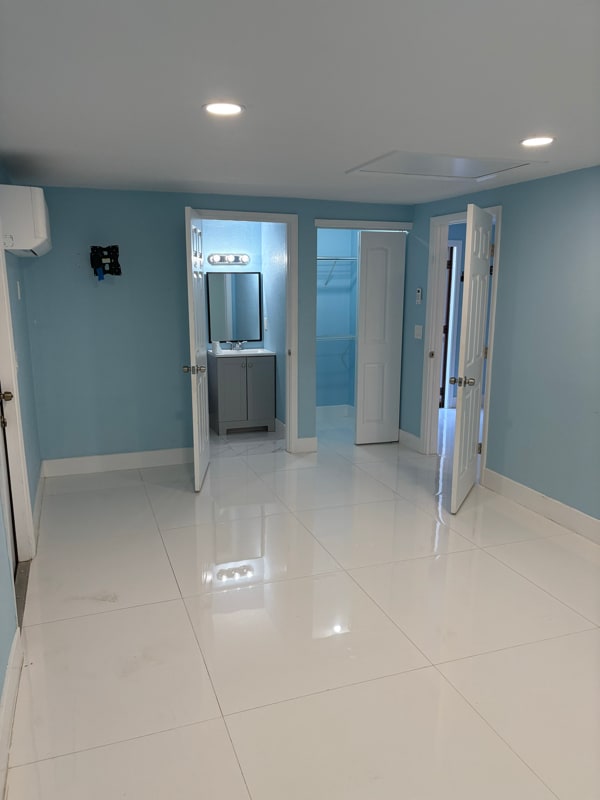 Building Photo - 2025 56th Ave