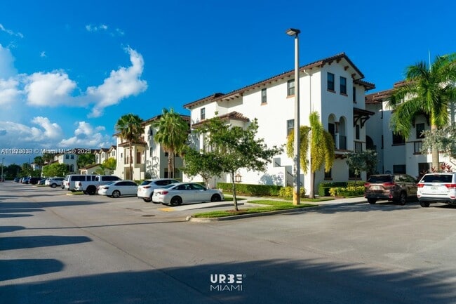 Building Photo - 10630 NW 88th St