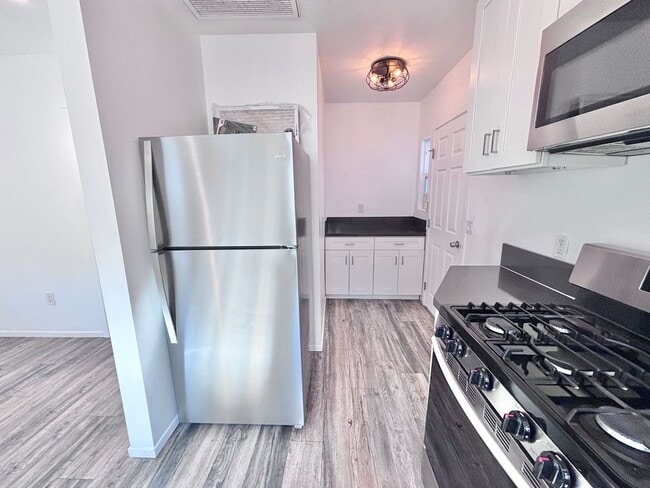 Foto del edificio - 3774 S Gramercy Pl