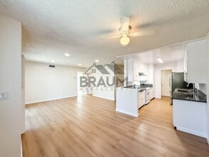 Building Photo - 6039 Whitsett Ave