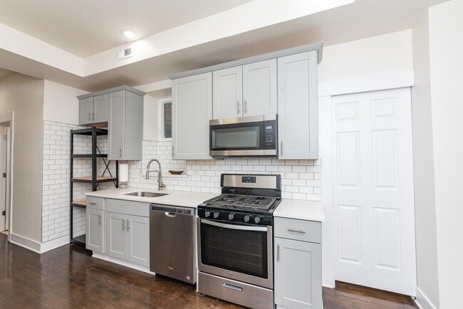 Photo - 2 bedroom in Chicago IL 60647 Apartment