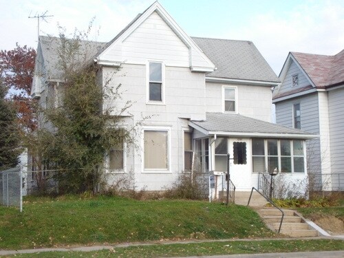 Primary Photo - 1241 South St