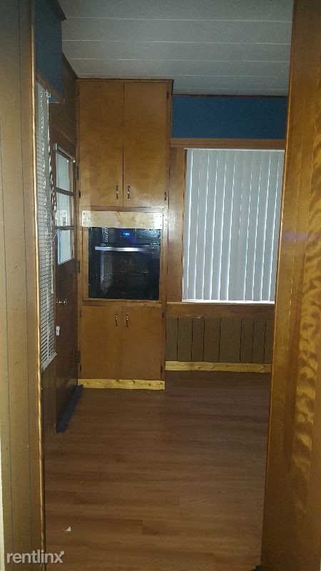 Foto del edificio - 3 br, 2 bath House - 84 Elm Ave