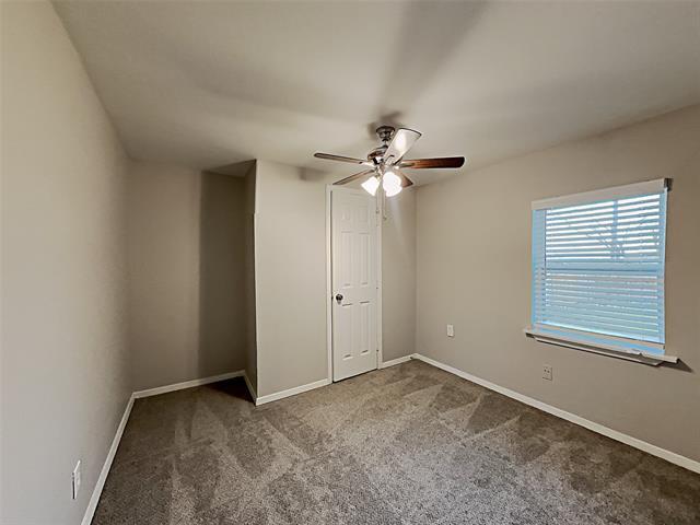 Building Photo - 1821 Sandy Ln