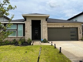 Building Photo - 28442 Hazel Trl
