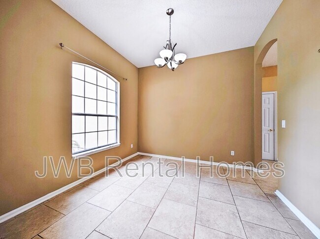 Foto del edificio - 1346 Haden Ln