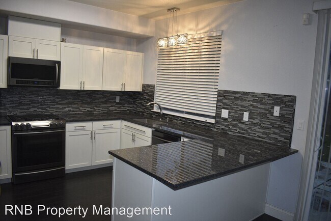 Building Photo - 3 br, 2.5 bath House - 4639 Shade Tree Way