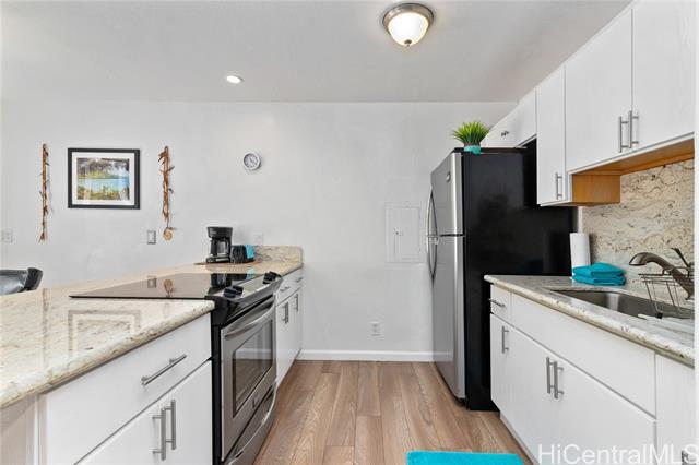Building Photo - 84-757-757 Kiana Pl