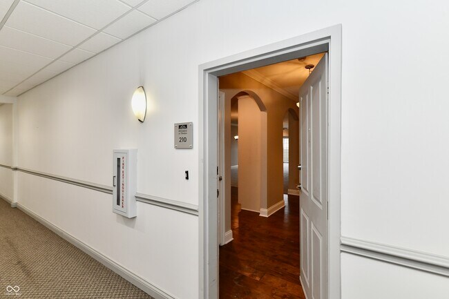 Foto del edificio - 8555 One W Dr