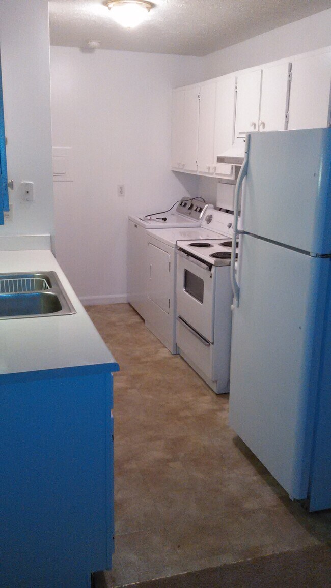 49 Swan Trl Unit 49, Fairport, NY 14450 Condo for Rent in Fairport