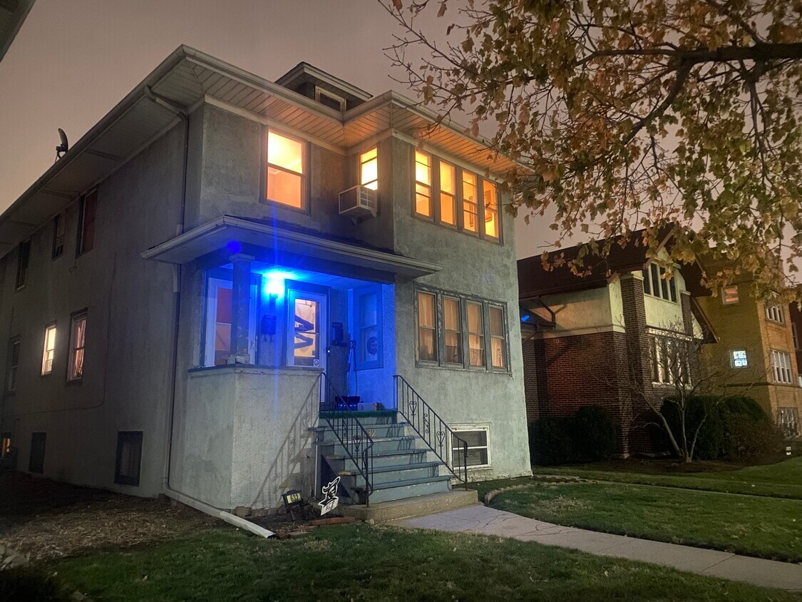 Primary Photo - 632 Marengo Ave