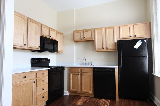 Foto del edificio - Steiner Realty South Side Listings