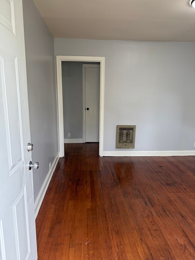 Building Photo - 509 Weakley Ave