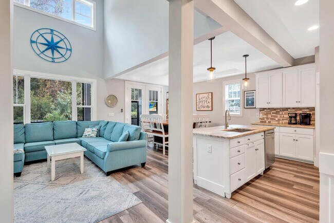 Foto del edificio - 36 Firethorn Ln