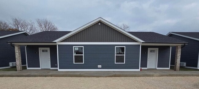 Foto del edificio - 3-bedroom Duplex