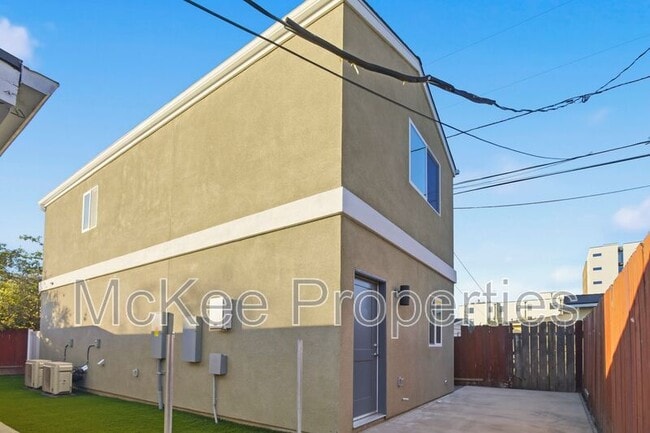 Foto del edificio - 6174 Dorothy Dr