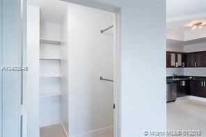 Building Photo - 1 br, 2 bath  - 3250 Grand Ave Ste 504