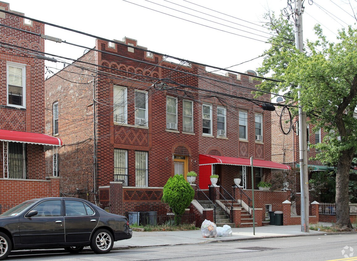 Primary Photo - 9318 Avenue B